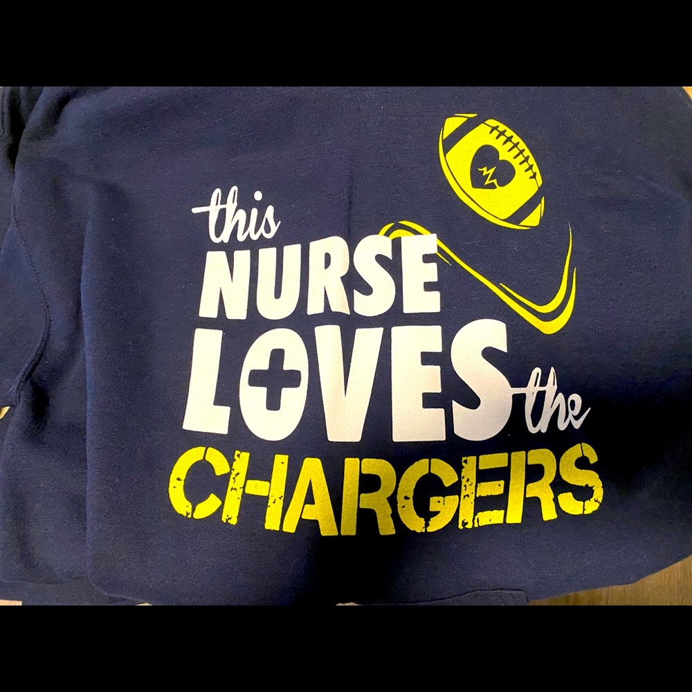 Chargers pull over sweatshirt for nurses